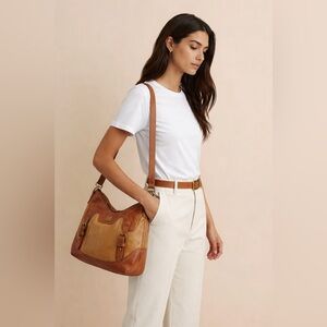 Chic Tan Leather Shoulder Bag